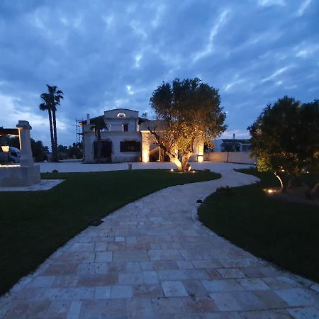 Villa Zecca Con Piscina Lecce Luaran gambar
