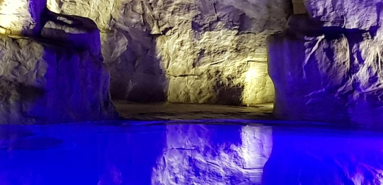 Villa Zecca Con Piscina Lecce Luaran gambar
